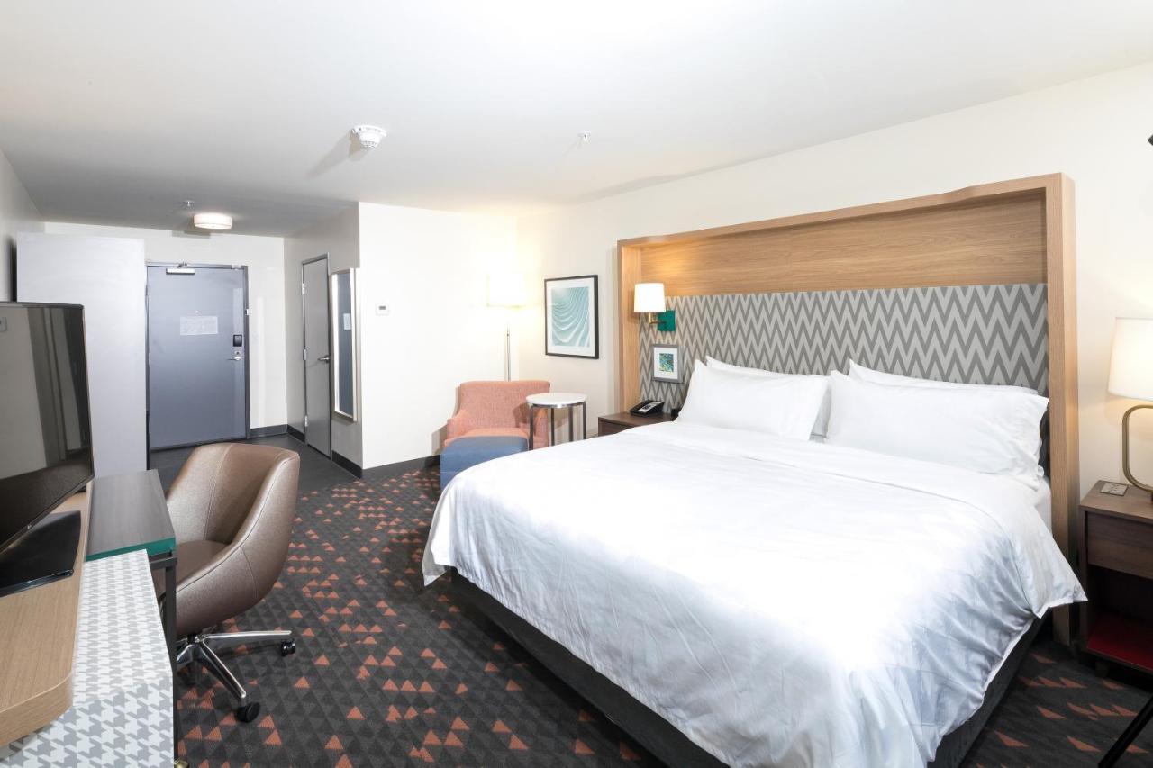 Holiday Inn & Suites Detroit - Troy By Ihg Exterior foto